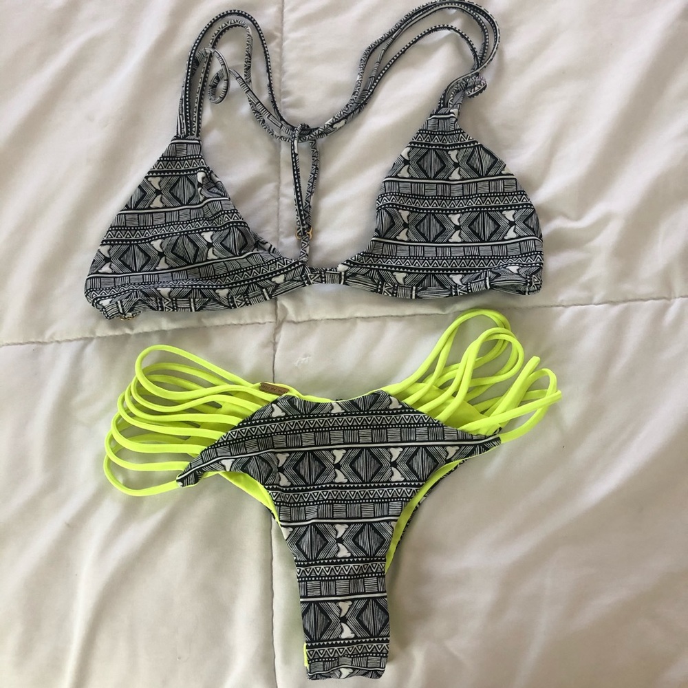Issa de Mar neon and black strappy bikini set